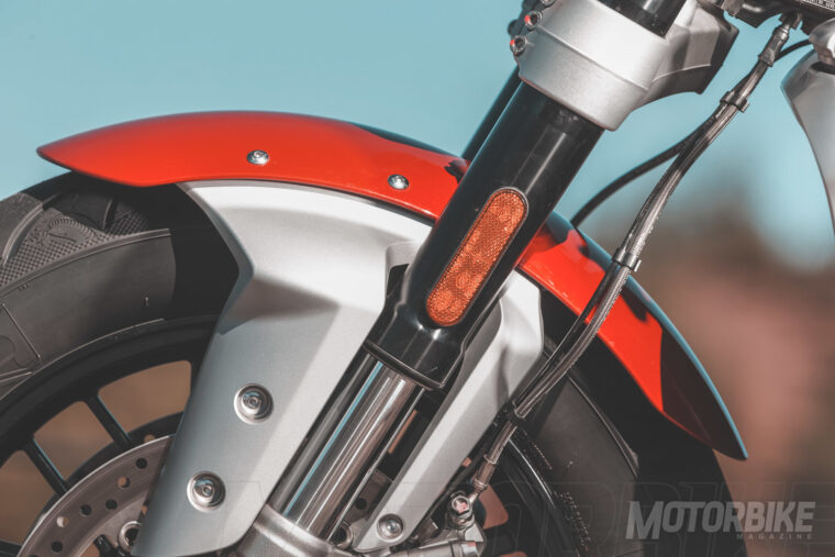 Triumph Rocket 3 R - GT - 2020 Prueba-2722