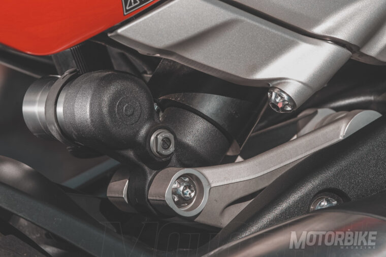 Triumph Rocket 3 R - GT - 2020 Prueba-2760