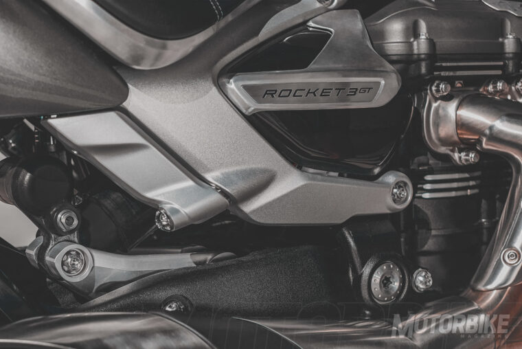 Triumph Rocket 3 R - GT - 2020 Prueba--3