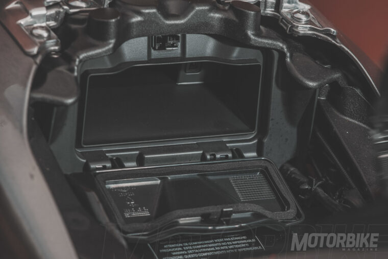 Triumph Rocket 3 R - GT - 2020 Prueba-4170