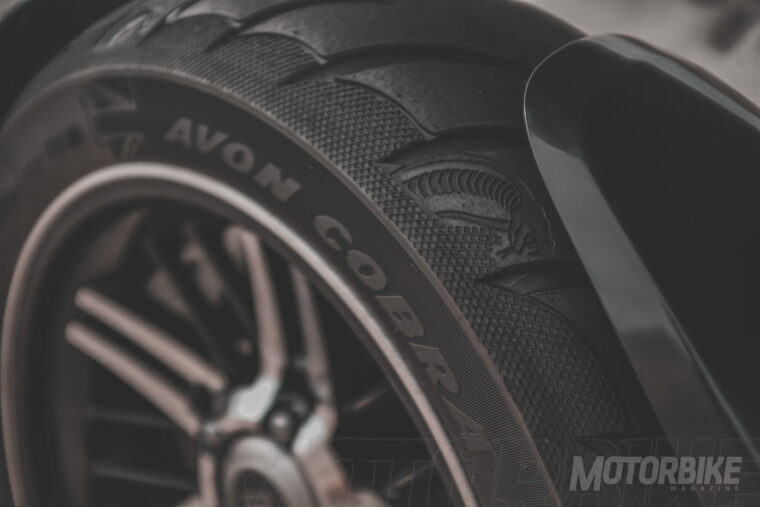 Triumph Rocket 3 R - GT - 2020 Prueba--5