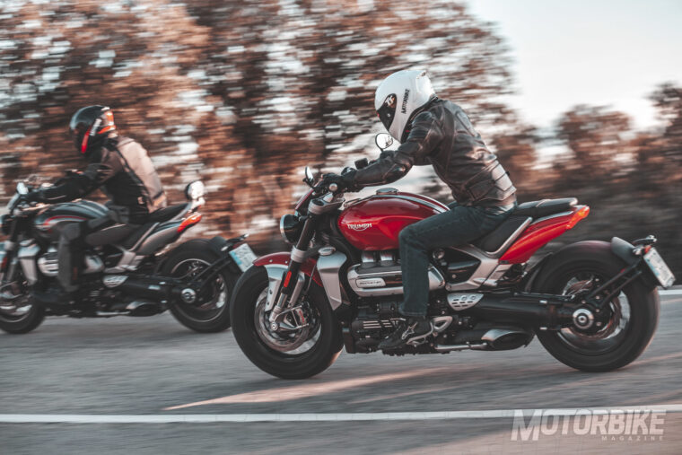 Triumph-Rocket-3-R-GT-2020prueba-27