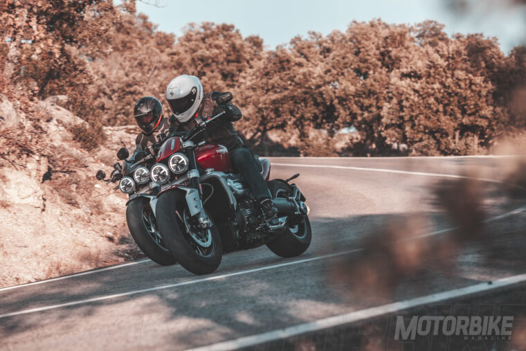 Triumph-Rocket-3-R-GT-2020prueba-28