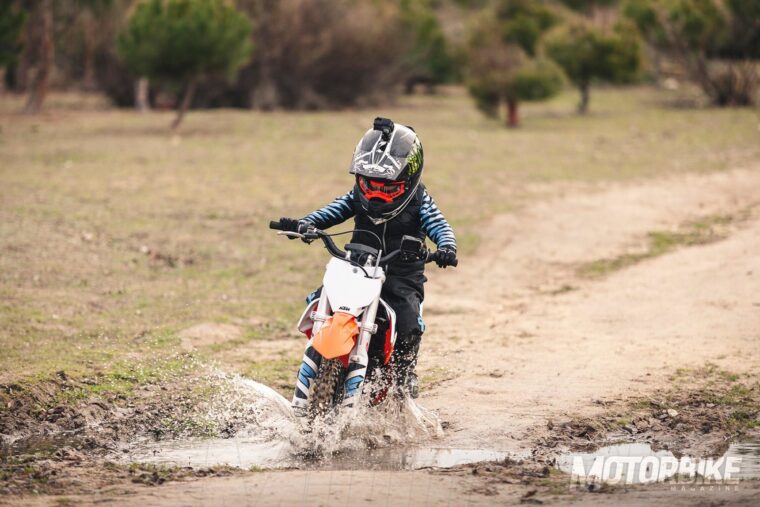 KTM-SX-E-5-2020-pruebaMBK02