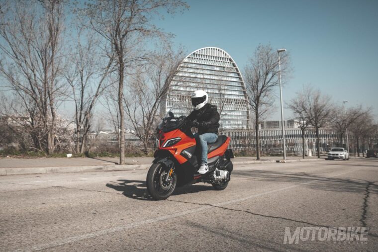 Malaguti Madison 300 Prueba-7554