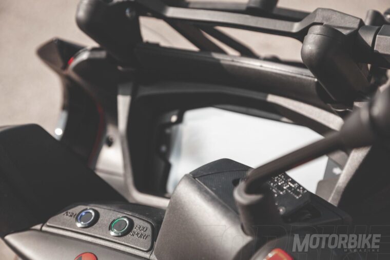 Malaguti Madison 300 Prueba-9722