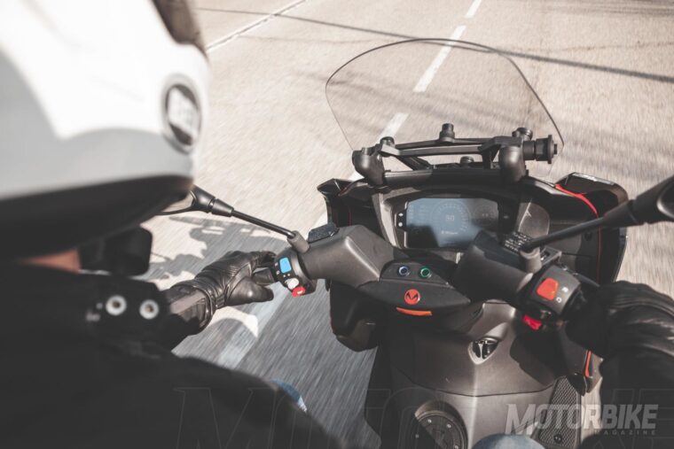 Malaguti Madison 300 Prueba-9728