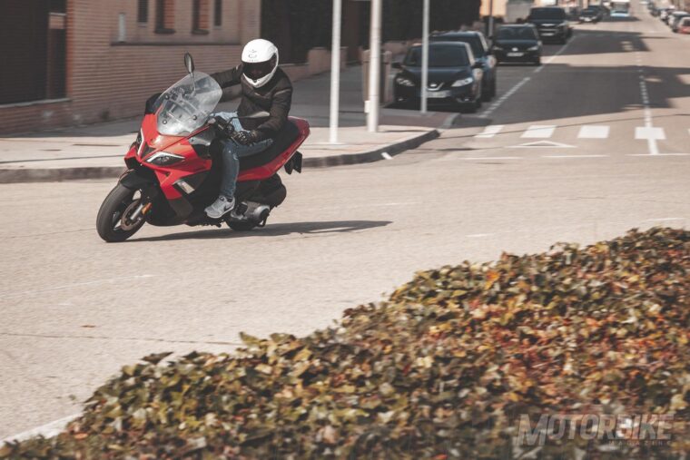 Malaguti Madison 300 Prueba-9743