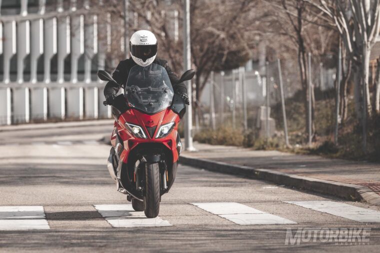 Malaguti Madison 300 Prueba 9865