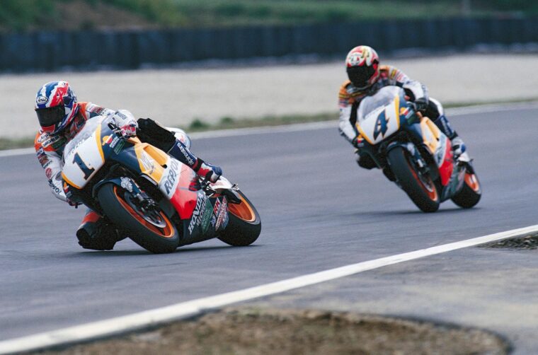 GP-Austria-1996_500cc-Doohan-Criville