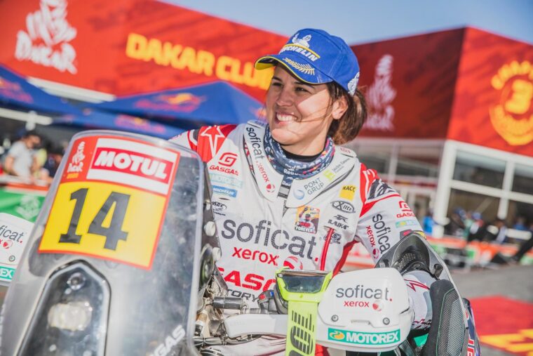 Laia-Sanz_Dakar-2020 (12)