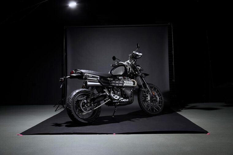 Triumph Scrambler 1200 Bond Edition 2