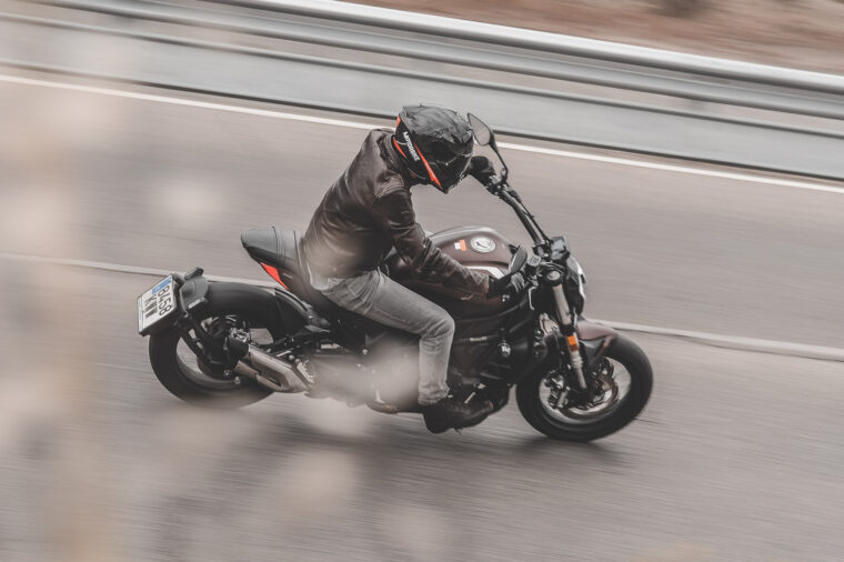 Benelli 502C 2020 PruebaMBK (14)