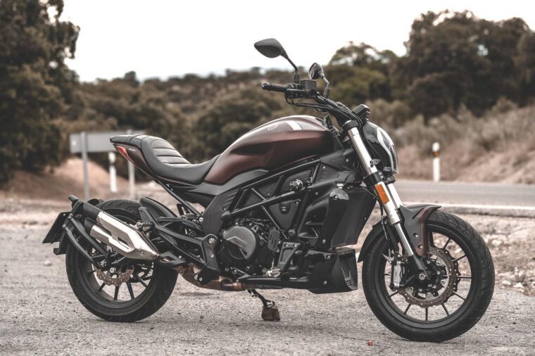 Benelli 502C 2020 PruebaMBK (16)