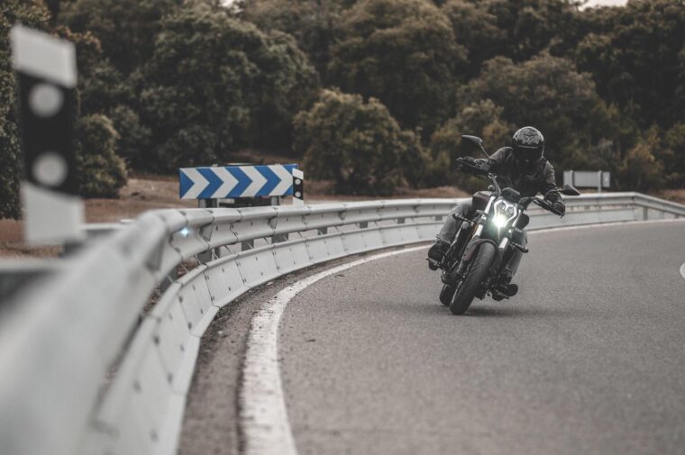 Benelli-502C-2020-PruebaMBK (42)