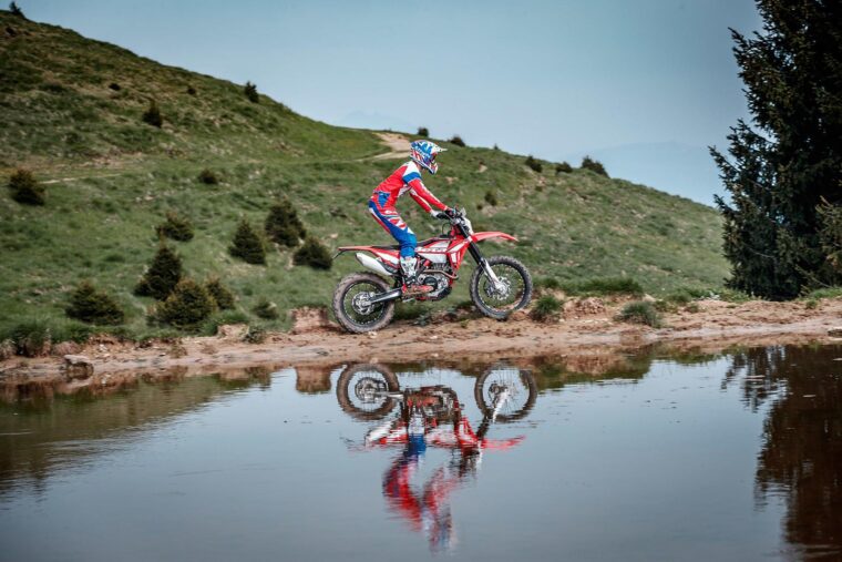 Beta-RR-enduro-2021-accion (10)