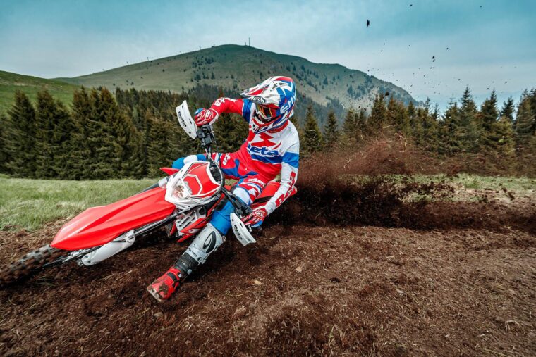 Beta-RR-enduro-2021-accion (8)