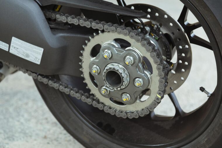 Ducati-Streetfighter-V4-S-2020-detalles-38