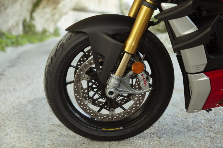 Ducati-Streetfighter-V4-S-2020-detalles-4