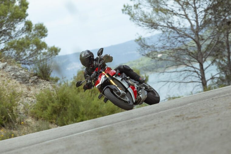 Ducati-Streetfighter-V4-S-2020-prueba-1