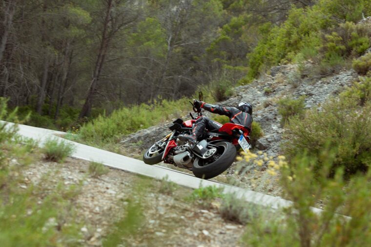Ducati-Streetfighter-V4-S-2020-prueba-3