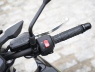 Kawasaki Z650 detalles piña derecha 2020