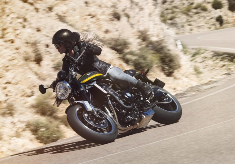 Kawasaki-Z900RS-2020 (12)