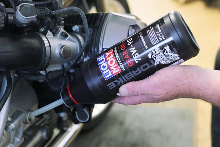 Consejos moto preparar viaje valvulina liqui moly