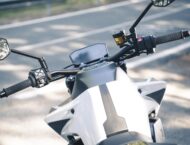 KTM 890 Duke R 2020 detalles 25