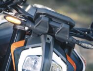 KTM 890 Duke R 2020 detalles 29