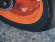 KTM 890 Duke R 2020 detalles 36