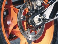 KTM 890 Duke R 2020 detalles 6