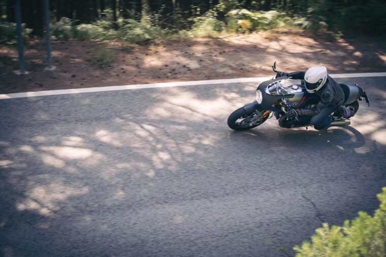 Triumph Thruxton RS 2020 Accion - 14