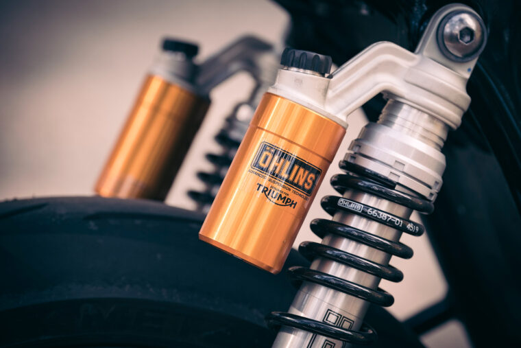 Triumph-Thruxton-RS-2020-detalles-22