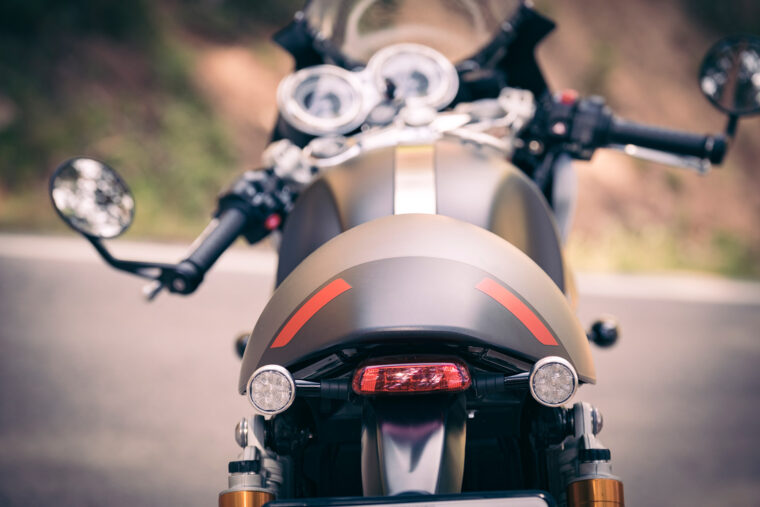 Triumph-Thruxton-RS-2020-detalles-24