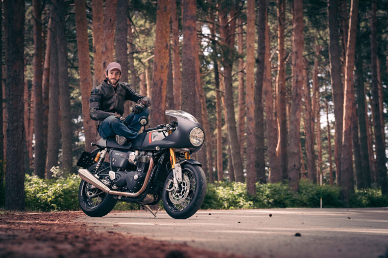 Triumph-Thruxton-RS-2020-detalles-4