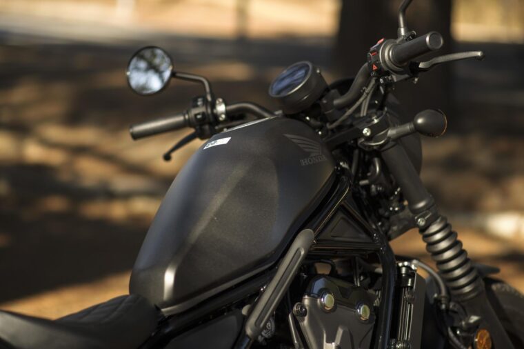 Honda-Rebel-500-2020-detalles-11