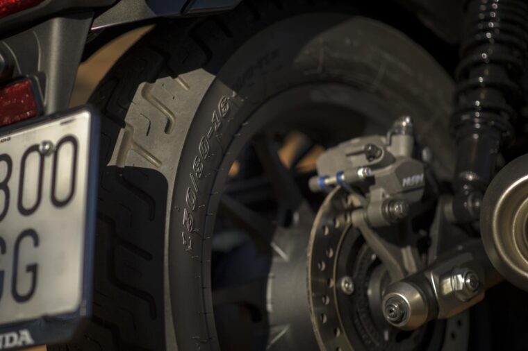 Honda-Rebel-500-2020-detalles-19