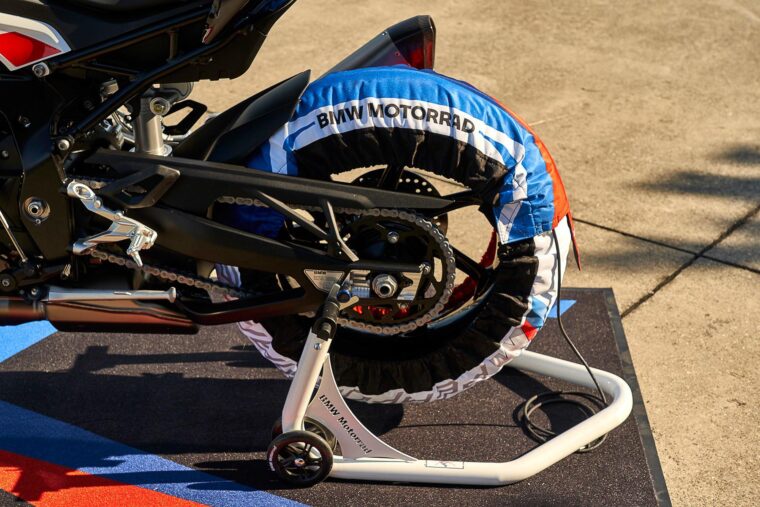 BMW-M-1000-RR-2021 (25)