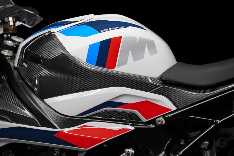 BMW-M-1000-RR-2021 (8)