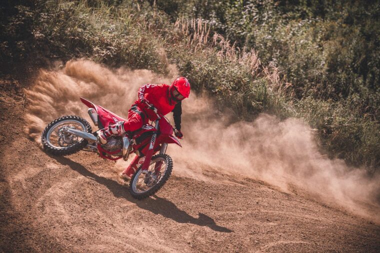 GasGas-MC-125-2021-motocross (4)