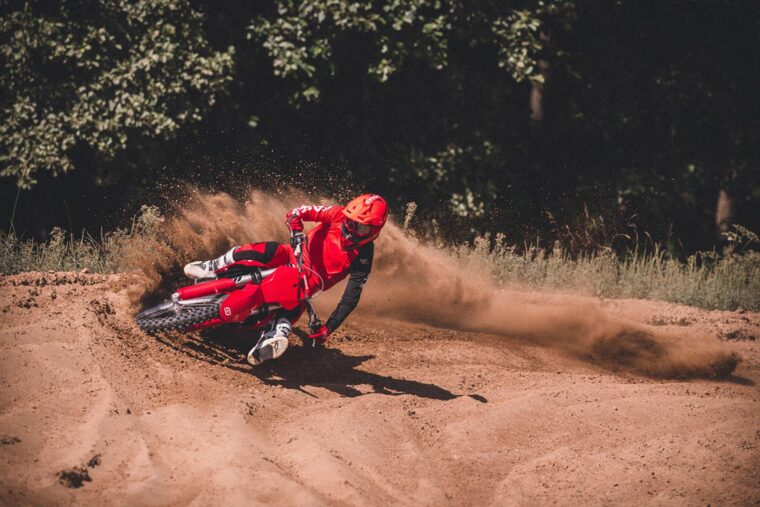 GasGas-MC-450F-2021-motocross (4)