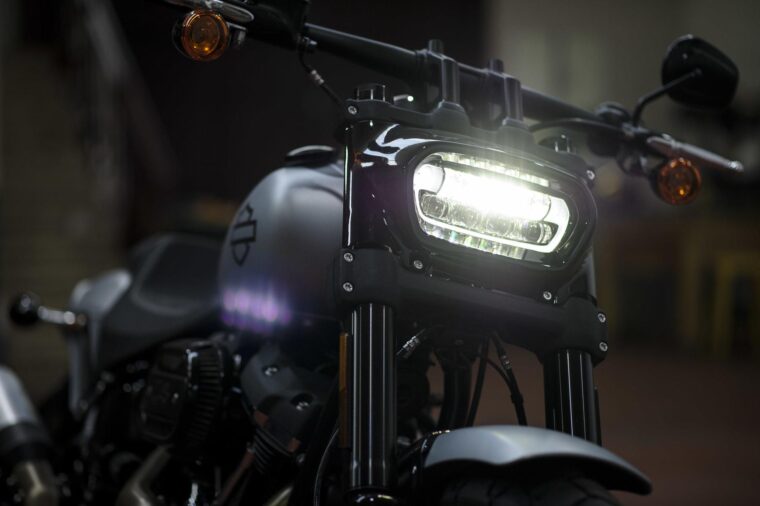 Harley-Davidson-Softail-Fat-Bob-114-detalles-13