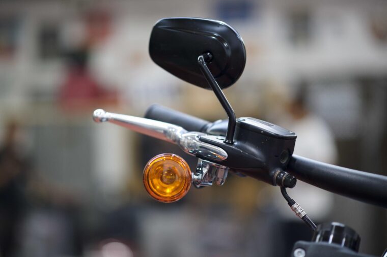 Harley-Davidson-Softail-Fat-Bob-114-detalles-21