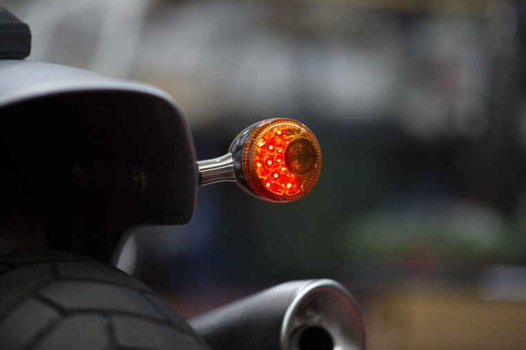 Harley-Davidson-Softail-Fat-Bob-114-detalles-24