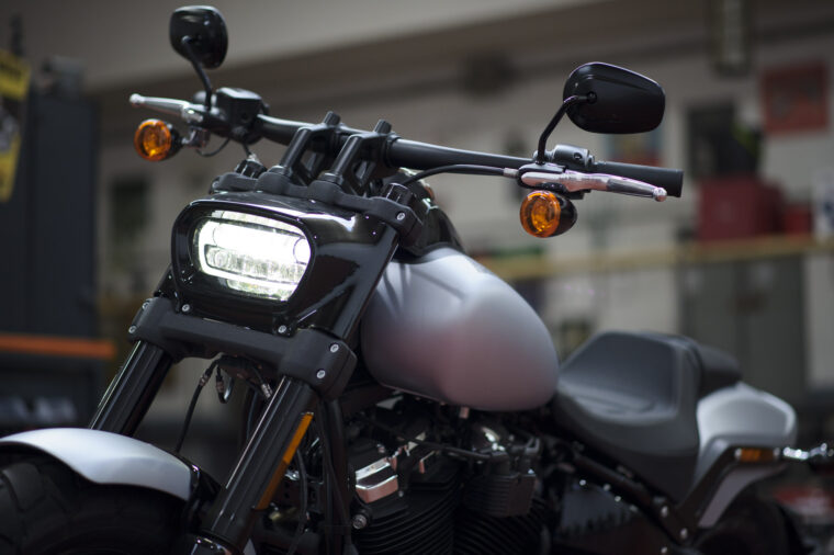 Harley-Davidson-Softail-Fat-Bob-114-detalles-39