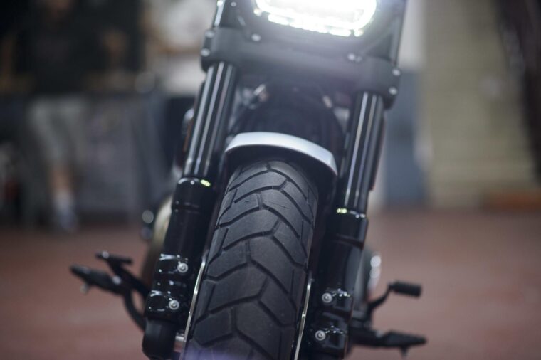 Harley-Davidson-Softail-Fat-Bob-114-detalles-40