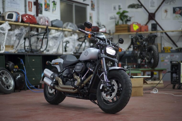 Harley-Davidson-Softail-Fat-Bob-114-detalles-43