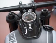 Harley Davidson Softail Fat Bob 114 detalles 9