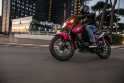 Las mejores motos naked 125 baratas por menos de 3.000 euros 4 Honda CB125F 2021 (16)